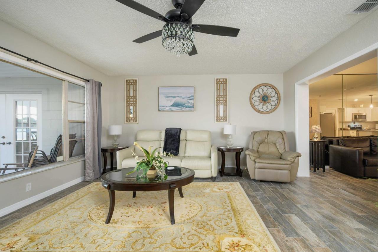 Lakefront Home With Screened Porch And Grill Winter Haven Exterior photo