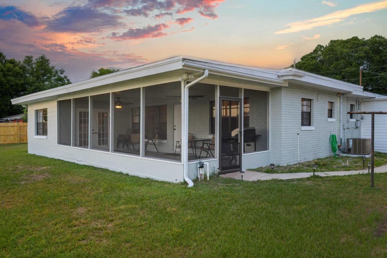 Lakefront Home With Screened Porch And Grill Winter Haven Exterior photo